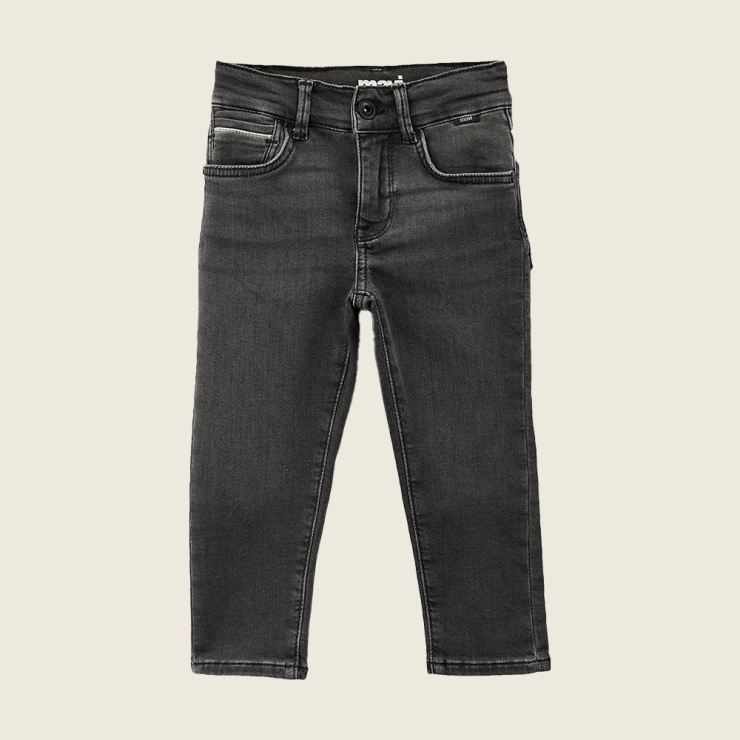 Джинсы slim fit